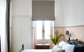 Apiro Syros